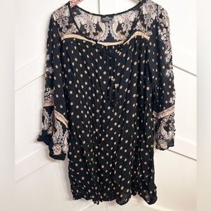 Elegant Black and Cream Paisley Dress